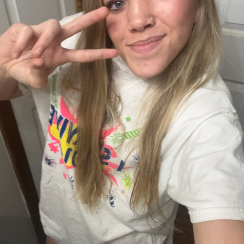 Carliegh c. profile photo