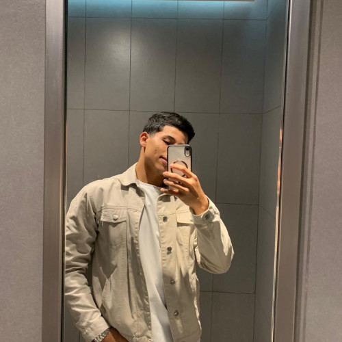hamza n. profile photo