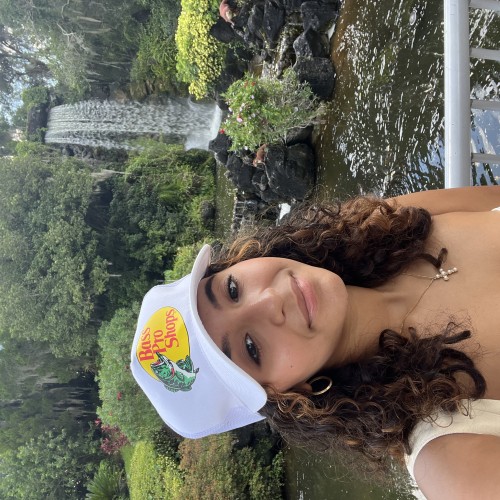 Mia C.