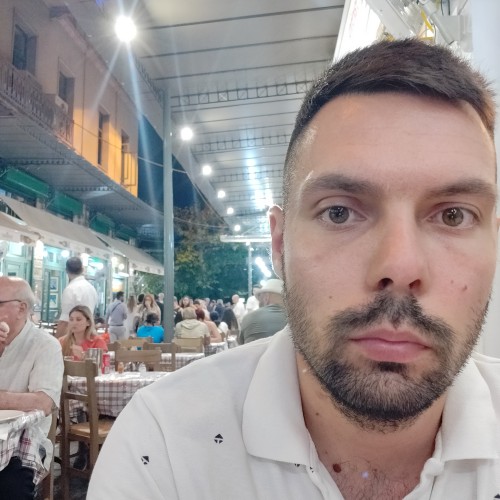 Vanja r. profile photo