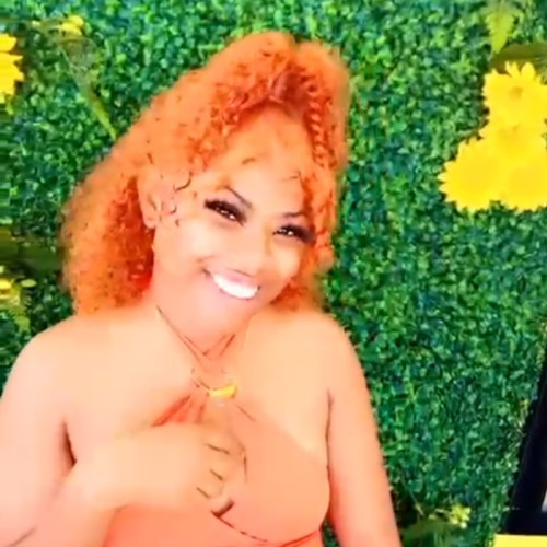 Roxanne W. profile photo