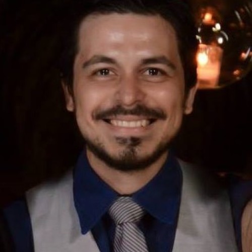 Manuel R.