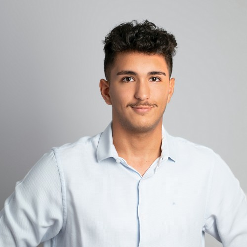 Javier R.