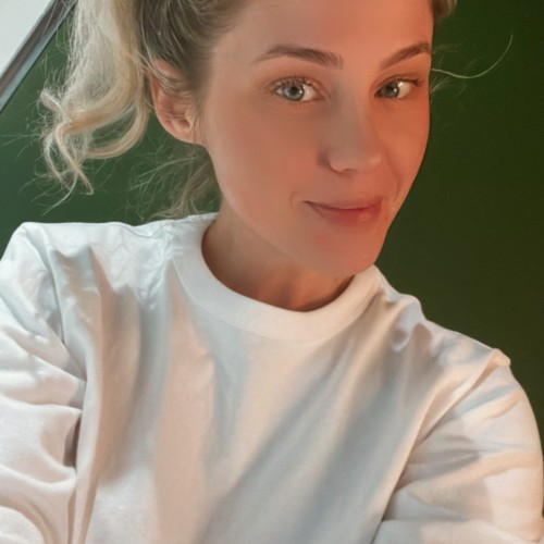 Yulia S.