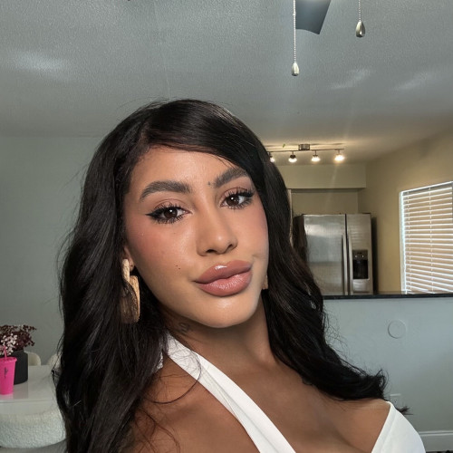 Rosy L. profile photo