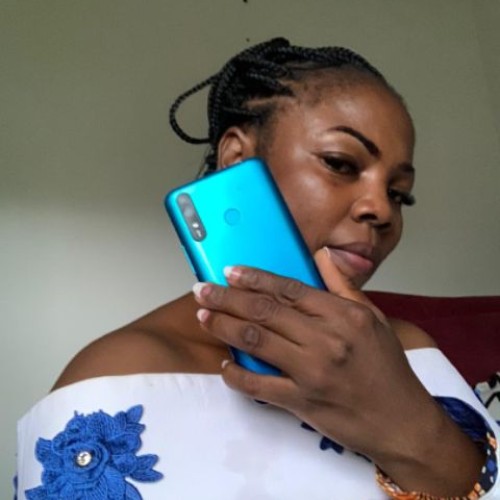 Ayeh R. profile photo