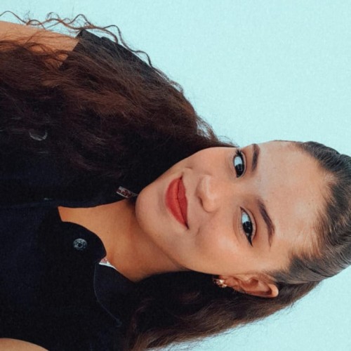 Letícia F.