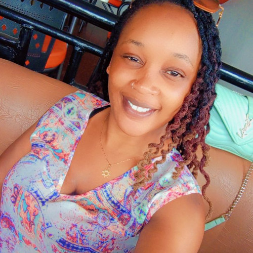 Laurine M. profile photo