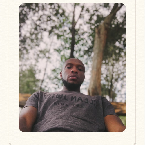 Robert M. profile photo