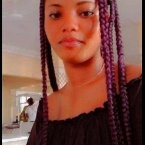 Estelle  P. profile photo