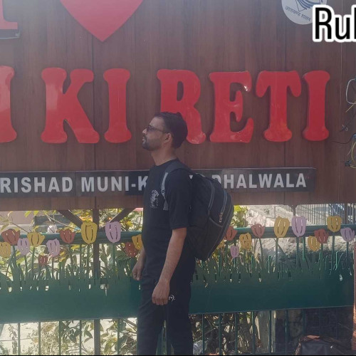 Ruhanali r. profile photo