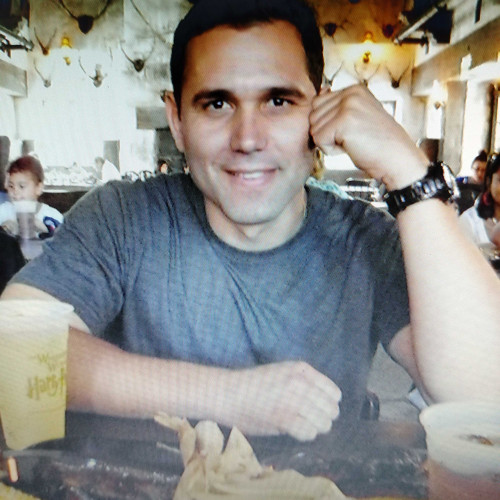Roberto L. profile photo