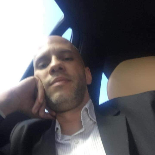 Robert M. profile photo