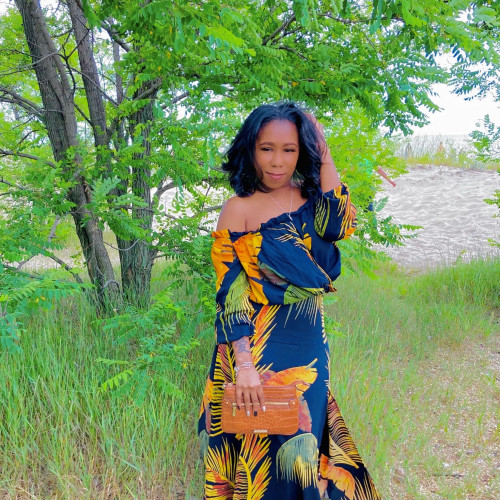 Cee R. profile photo