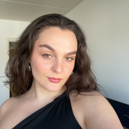 Mayte B. profile photo