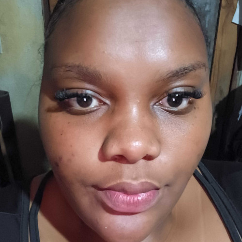 sarah z. profile photo