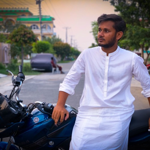 Muhammad F.