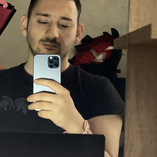 Deyvis B. profile photo