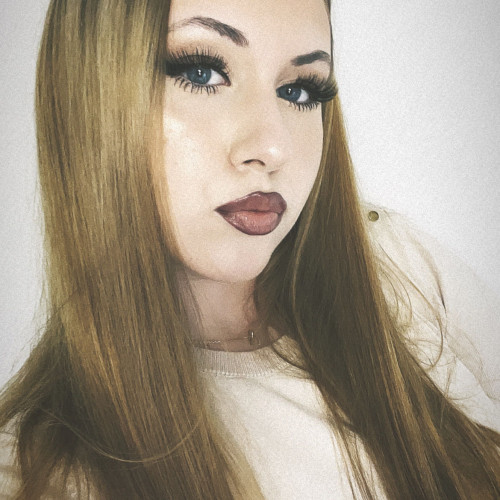 Violeta M. profile photo