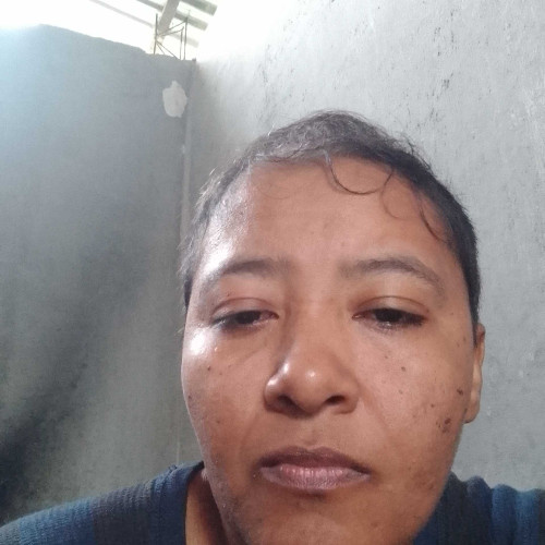 ronda r. profile photo