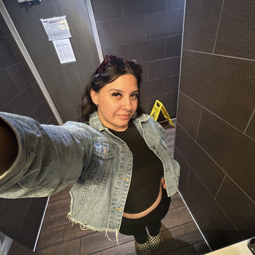 Mireya R. profile photo