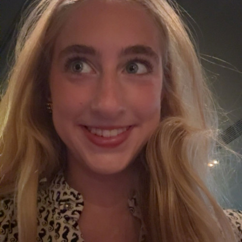 Amelia M. profile photo