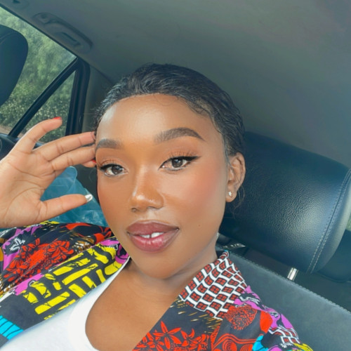 Shaniqua  C.