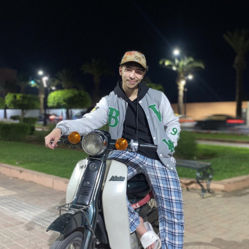 hamza e. profile photo