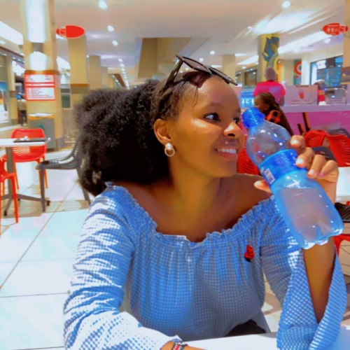 Mwende N.