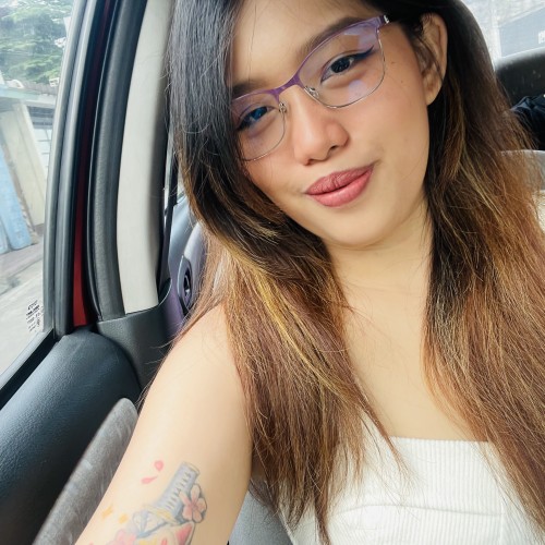 Chloe Gellyna W.