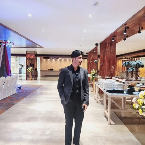 varun r. profile photo