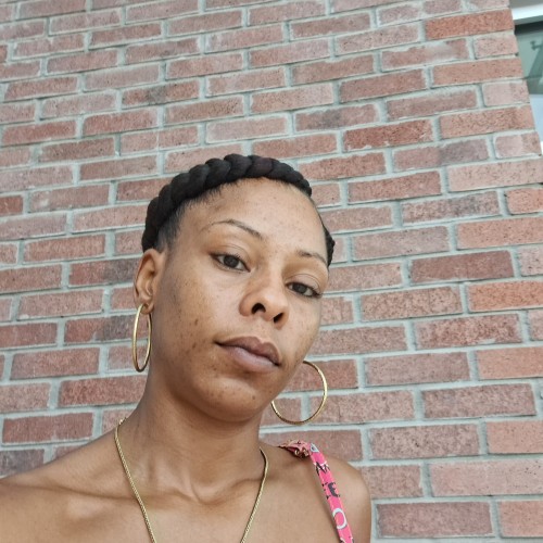 Shawnique  B.