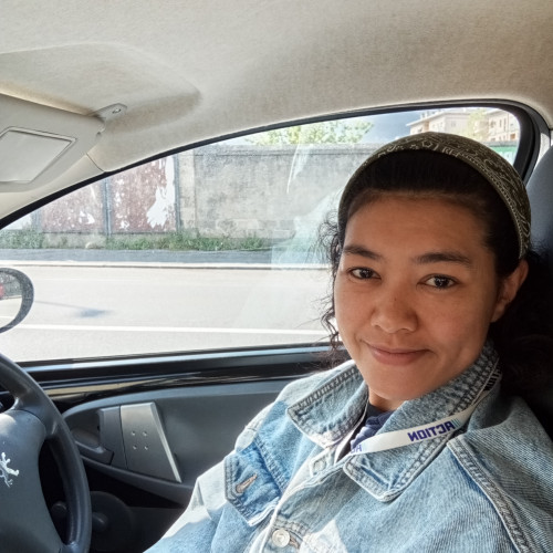 Lia L. profile photo