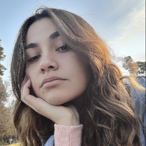 Romi E. profile photo