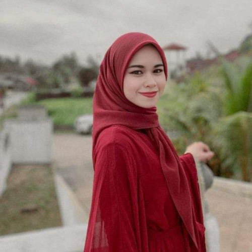 Luna C. profile photo