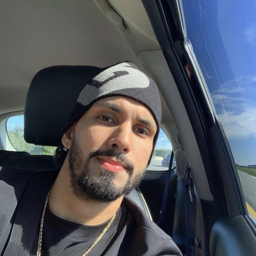 Carlos L. profile photo