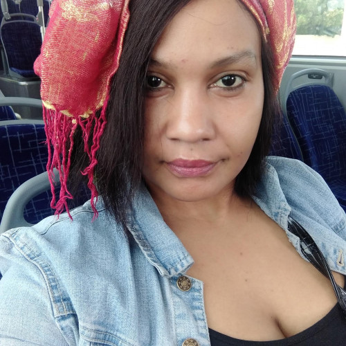 Hellen M.