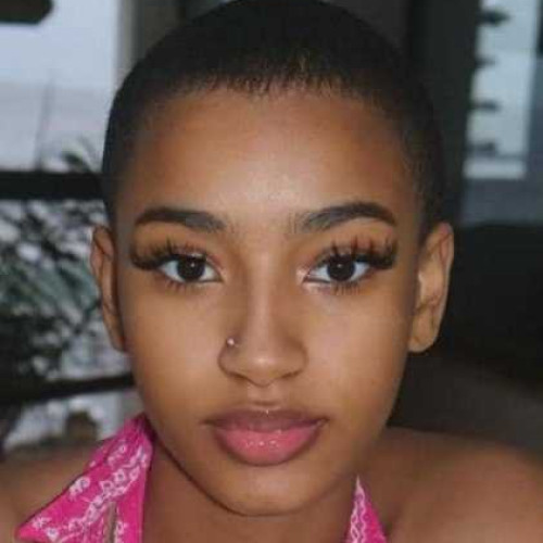 Ivy J. profile photo