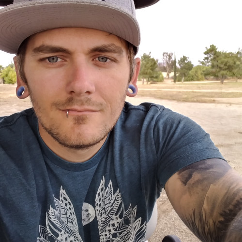 Ean y. profile photo