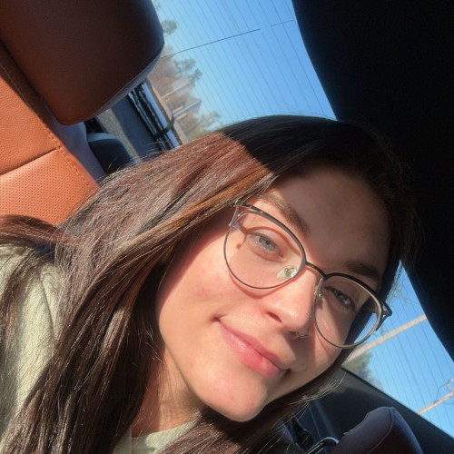 Stefanie M. profile photo