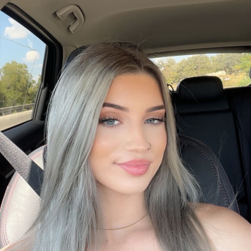 Venus X. profile photo