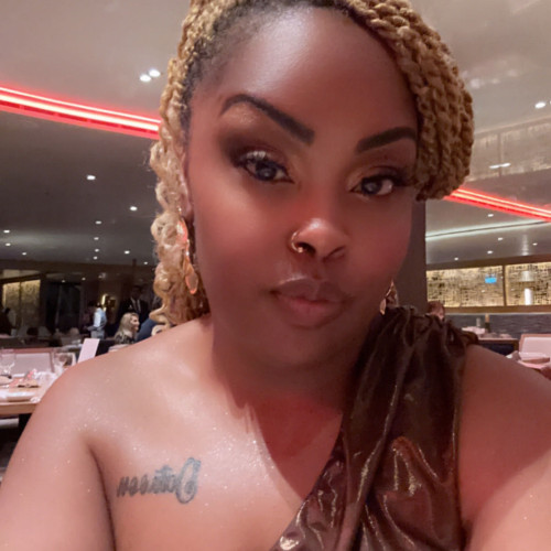 Renee Y. profile photo