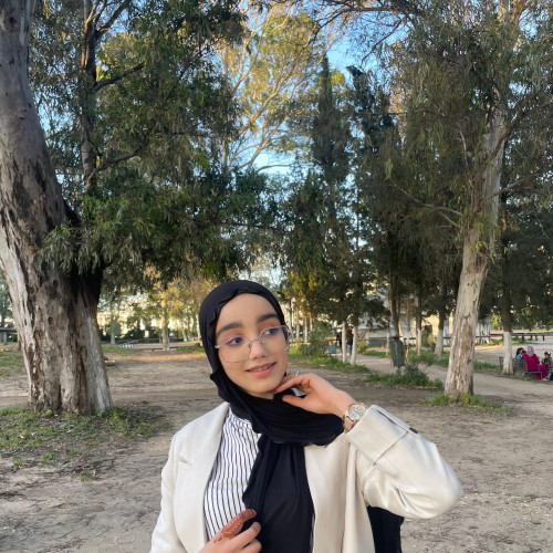Douae B. profile photo