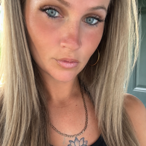 Holly H. profile photo