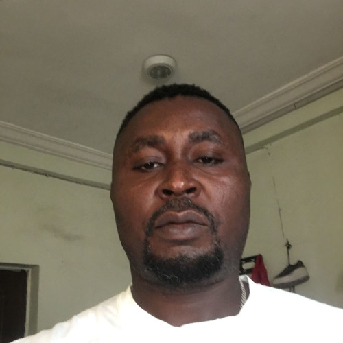 udze E. profile photo