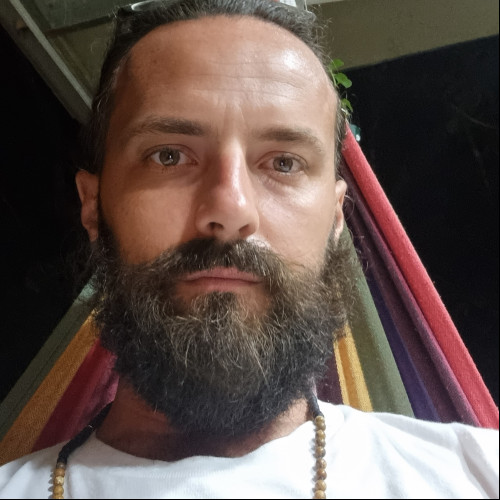 Lukas K.