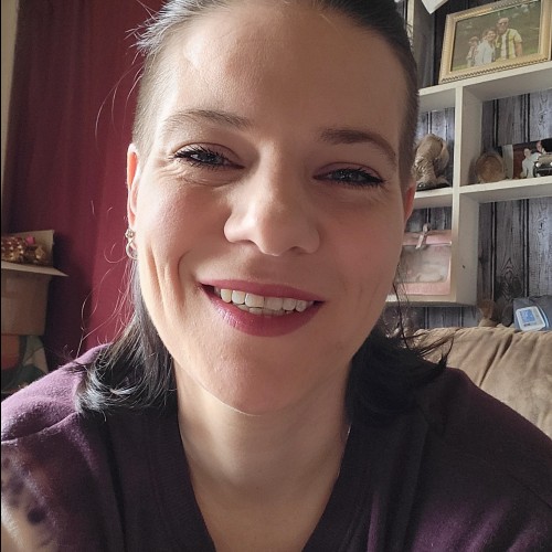 Shahndra L. profile photo