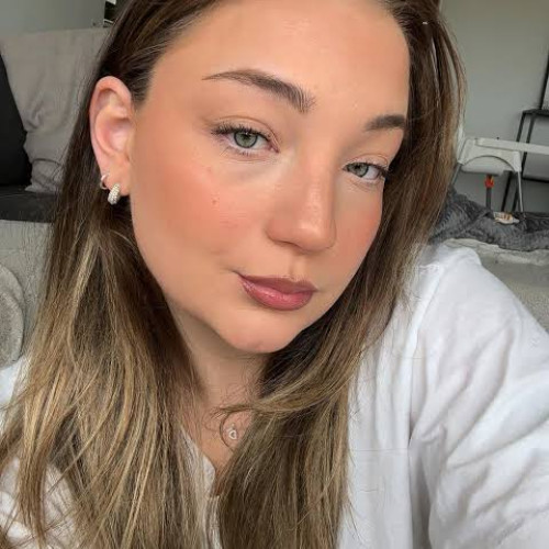 Anna W. profile photo