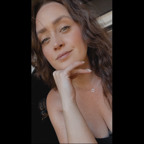 Liv J. profile photo