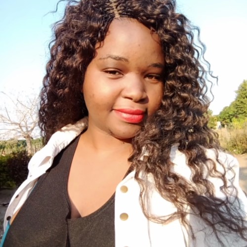 Nomvuyo  M.